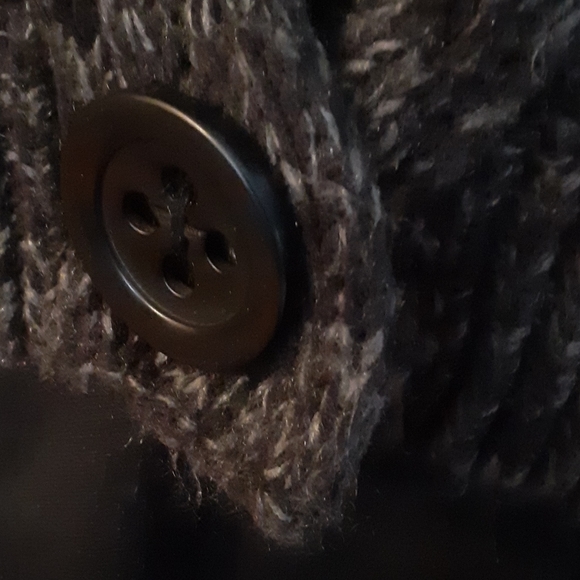 NWT Decree Shrug Cardigan Sweater Size Medium - Picture 2 of 6